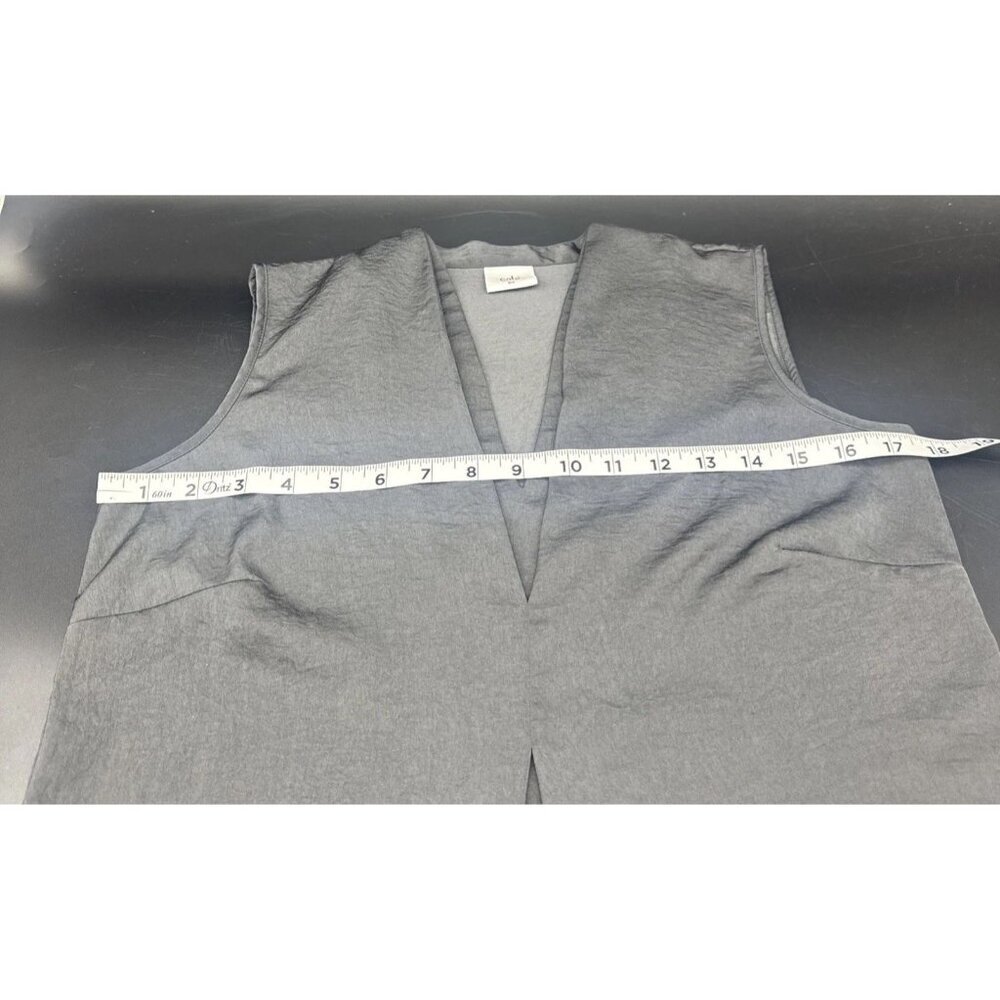 CABI Women’s Iron Charcoal Gray Veneer Sleeveless Blouse Top Sz XS - Picture 6 of 9